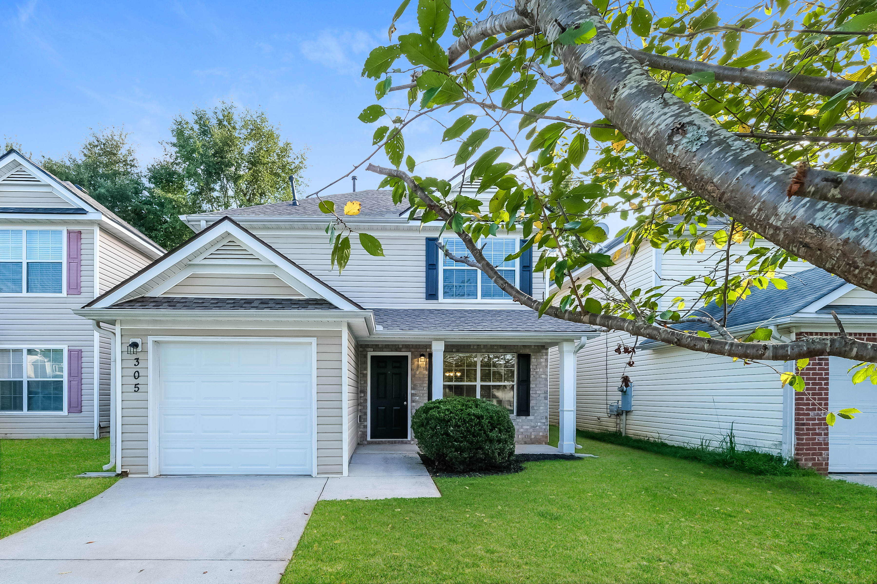 305 BARSHAY DR COVINGTON, GA 30016